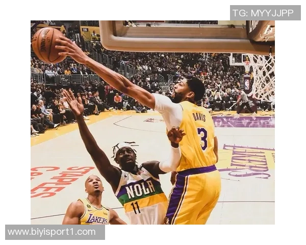 安东尼戴维斯表现出色14投8中砍下25分助球队获胜并贡献多项数据