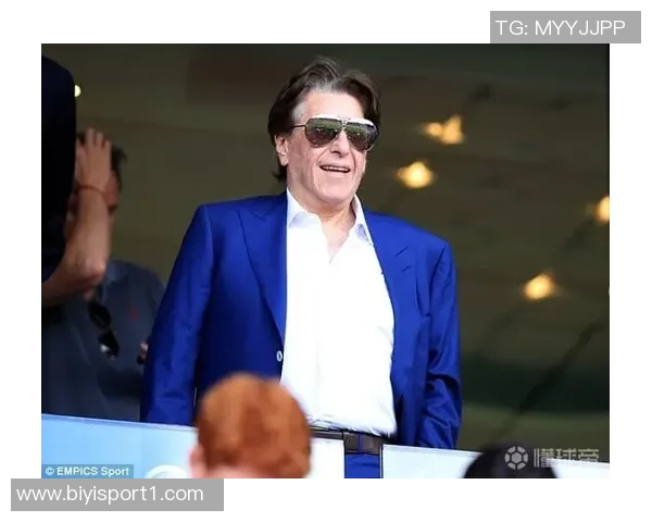 扎哈维透露莱万尚未决定未来沙特俱乐部并未提出报价 扎哈维透露莱万尚未决定未来沙特俱乐部并未提出报价