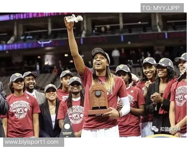 佩奇女友阿奇福德荣登SLAM杂志封面明年将征战WNBA